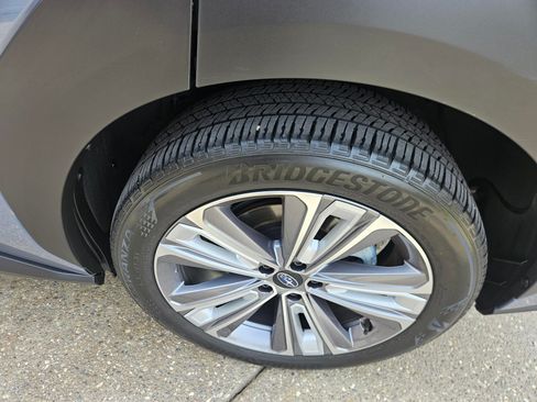 Used 2019 Subaru Ascent Limited w/ Popular Package #2 image 13