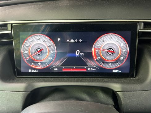 Used 2023 Hyundai Tucson SEL w/ Convenience Package image 15