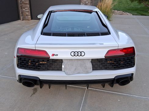 Used 2023 Audi R8 V10 performance image 11