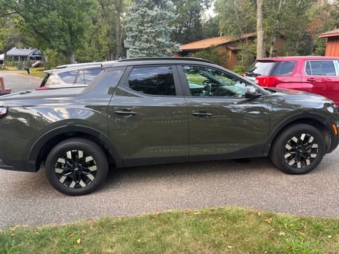 Used 2025 Hyundai Santa Cruz SEL AWD/4WD image 6