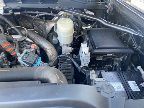 Used 2015 GMC Sierra 3500 Denali w/ Duramax Plus Package image 25