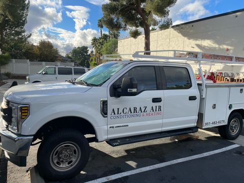 Used 2019 Ford F250 XL w/ Power Equipment Group image 3