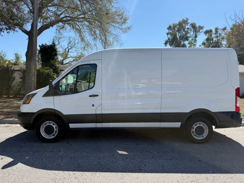 Used 2019 Ford Transit 250 148 Medium Roof image 5