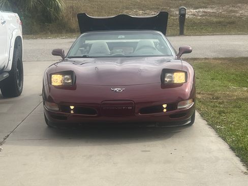Used 2003 Chevrolet Corvette Convertible w/ Preferred Equipment Group1 image 4