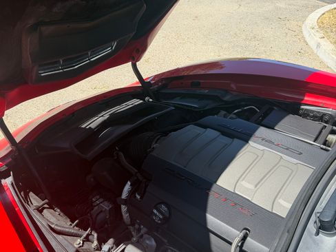 Used 2017 Chevrolet Corvette Stingray Coupe w/ Carbon Flash Badge Package RWD image 22