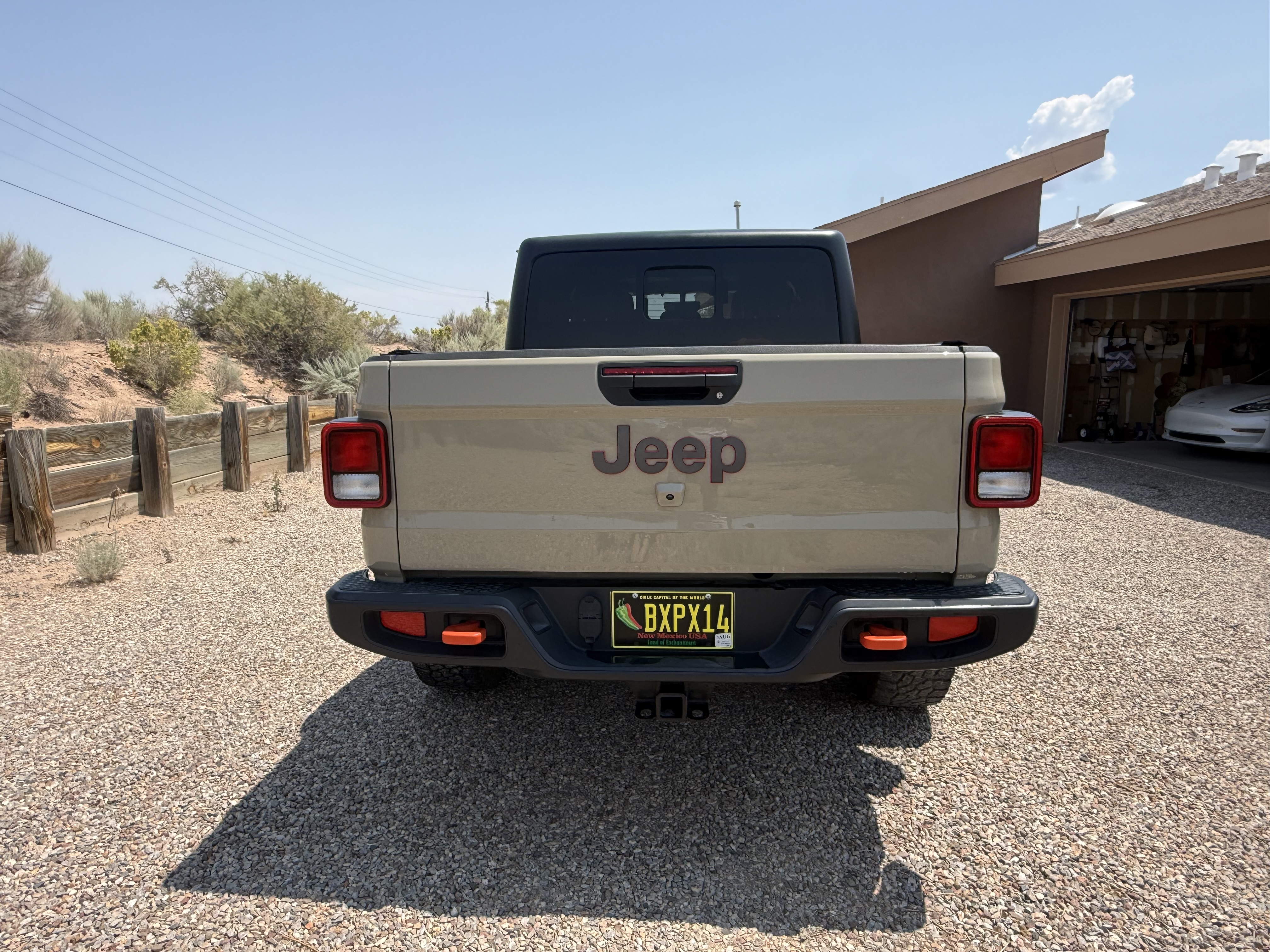 Used 2022 Jeep Gladiator Mojave w/ Trailer Tow Package AWD/4WD image 10