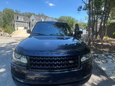 Used 2017 Land Rover Range Rover HSE AWD/4WD image 8