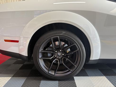 Used 2019 Dodge Challenger R/T Scat Pack w/ Widebody Package image 4
