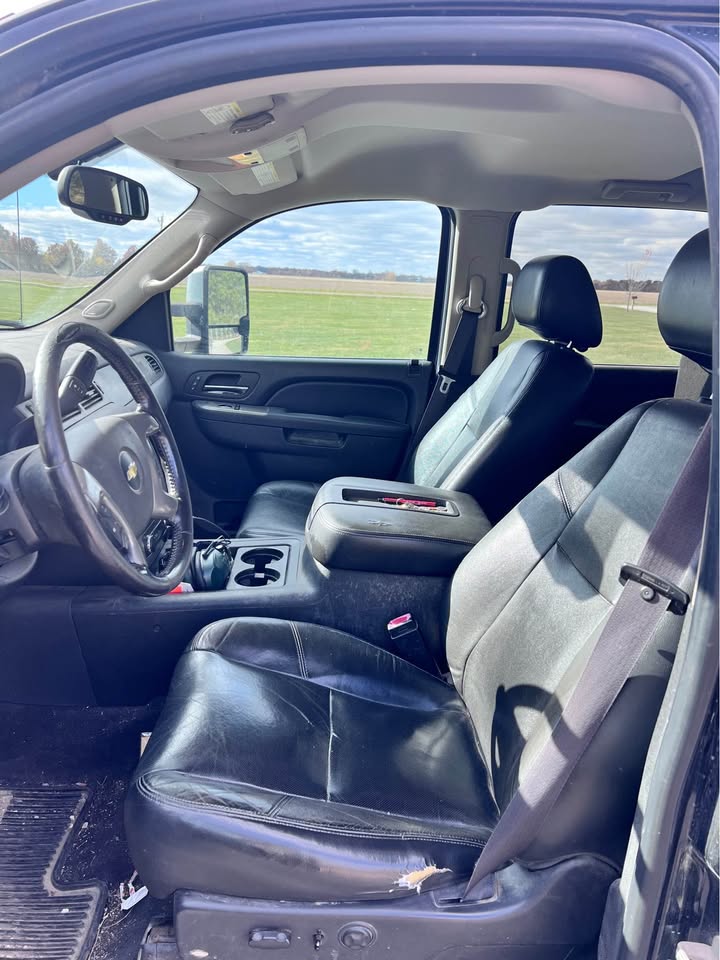 Used 2012 Chevrolet Silverado 2500 LTZ AWD/4WD image 1