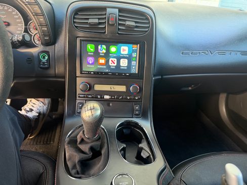 Used 2012 Chevrolet Corvette Grand Sport w/ 3LT Preferred Equipment Group image 10