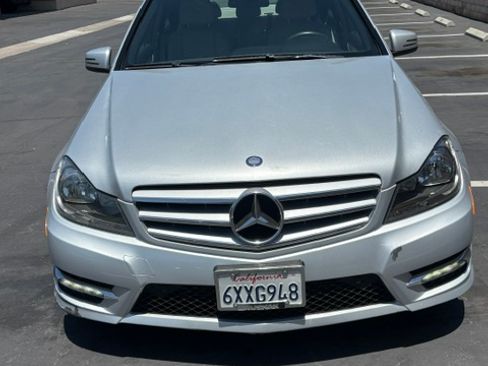 Used 2013 Mercedes-Benz C 250 Sedan image 1