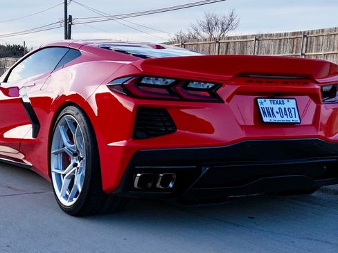 Used 2020 Chevrolet Corvette Stingray Preferred Cpe w/ 2LT Preferred Equipment Group image 8