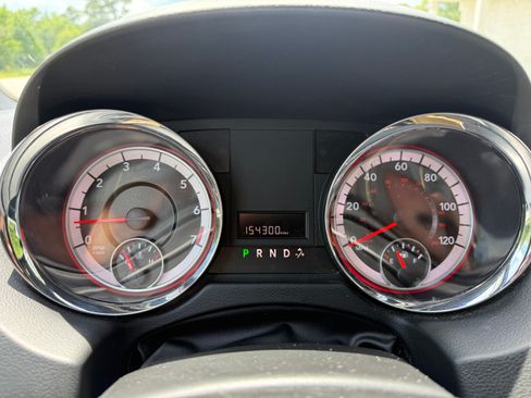Used 2019 Dodge Grand Caravan SXT FWD image 10