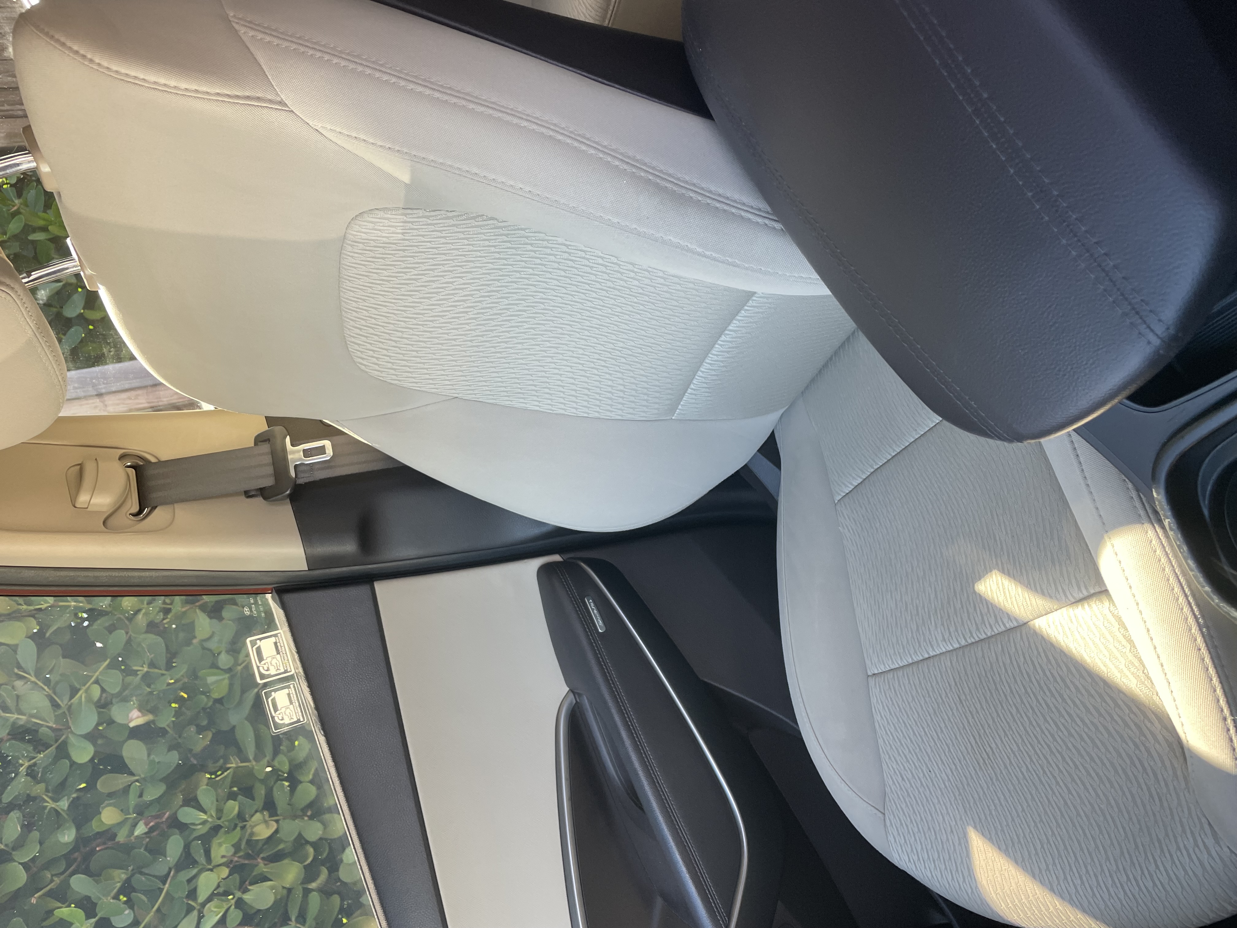 Used 2017 Hyundai Santa Fe Sport FWD image 11