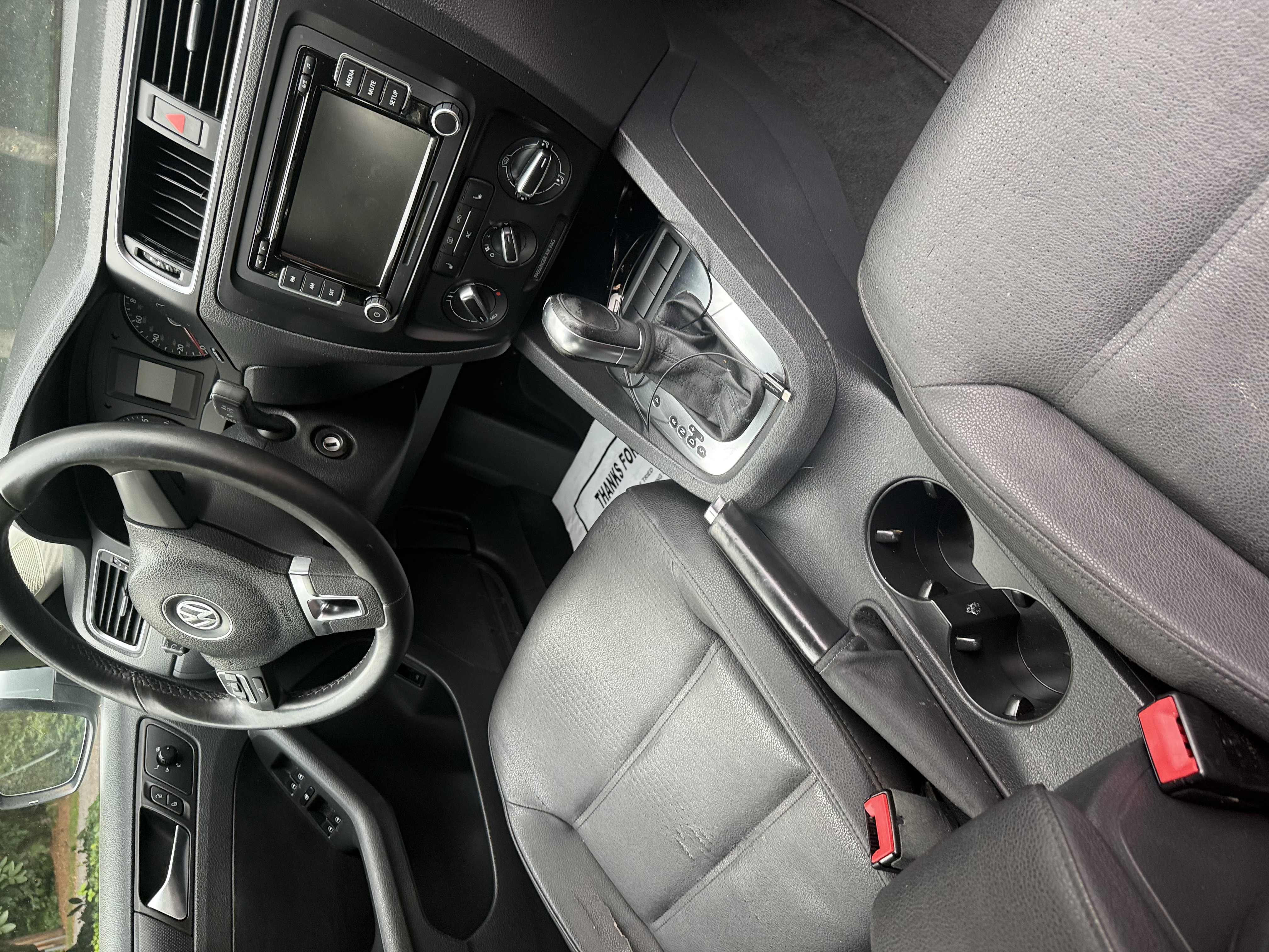 Used 2011 Volkswagen Jetta SE FWD image 13