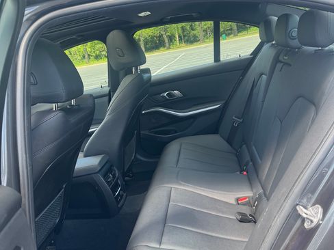 Used 2020 BMW 330i Sedan RWD image 16