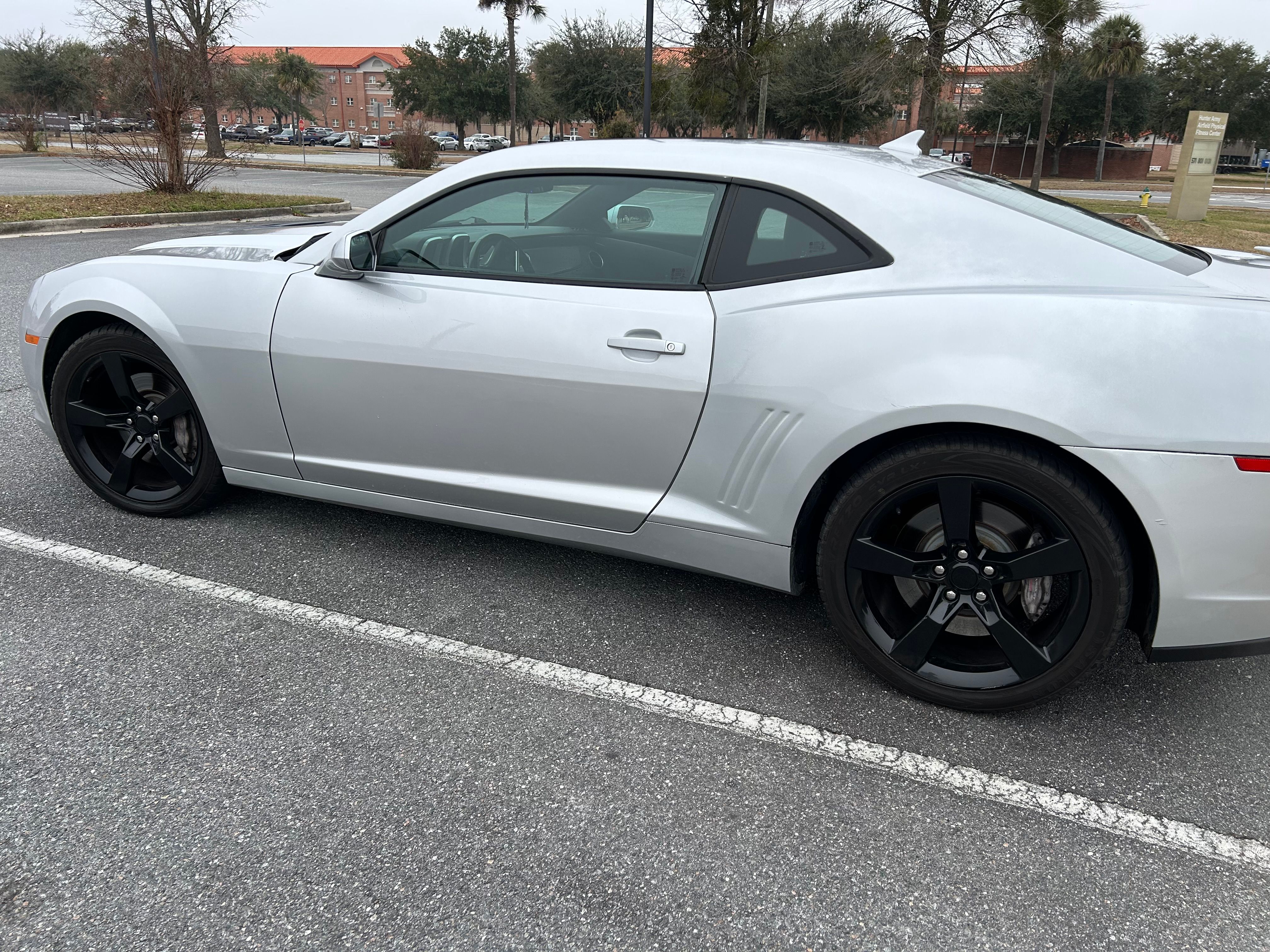 Used 2014 Chevrolet Camaro SS w/ RS Package RWD image 5