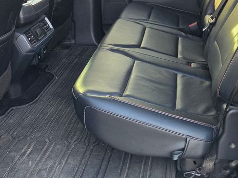 Used 2022 Ford F150 Lariat w/ FX4 Off-Road Package image 4