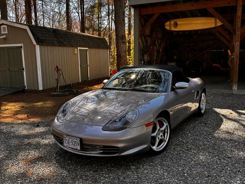 Used 2004 Porsche Boxster S image 12