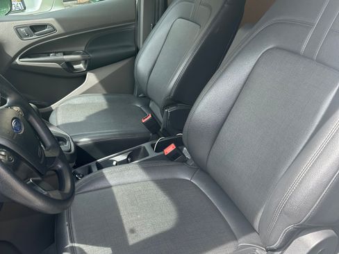Used 2020 Ford Transit Connect XL image 5