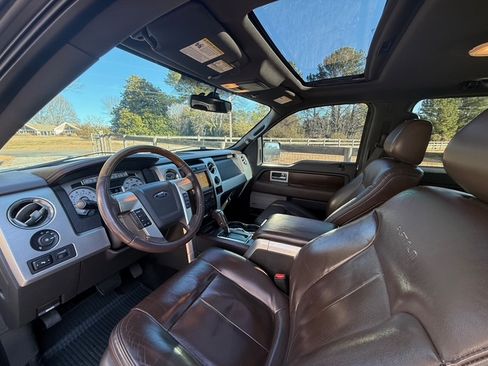 Used 2010 Ford F150 Platinum image 9