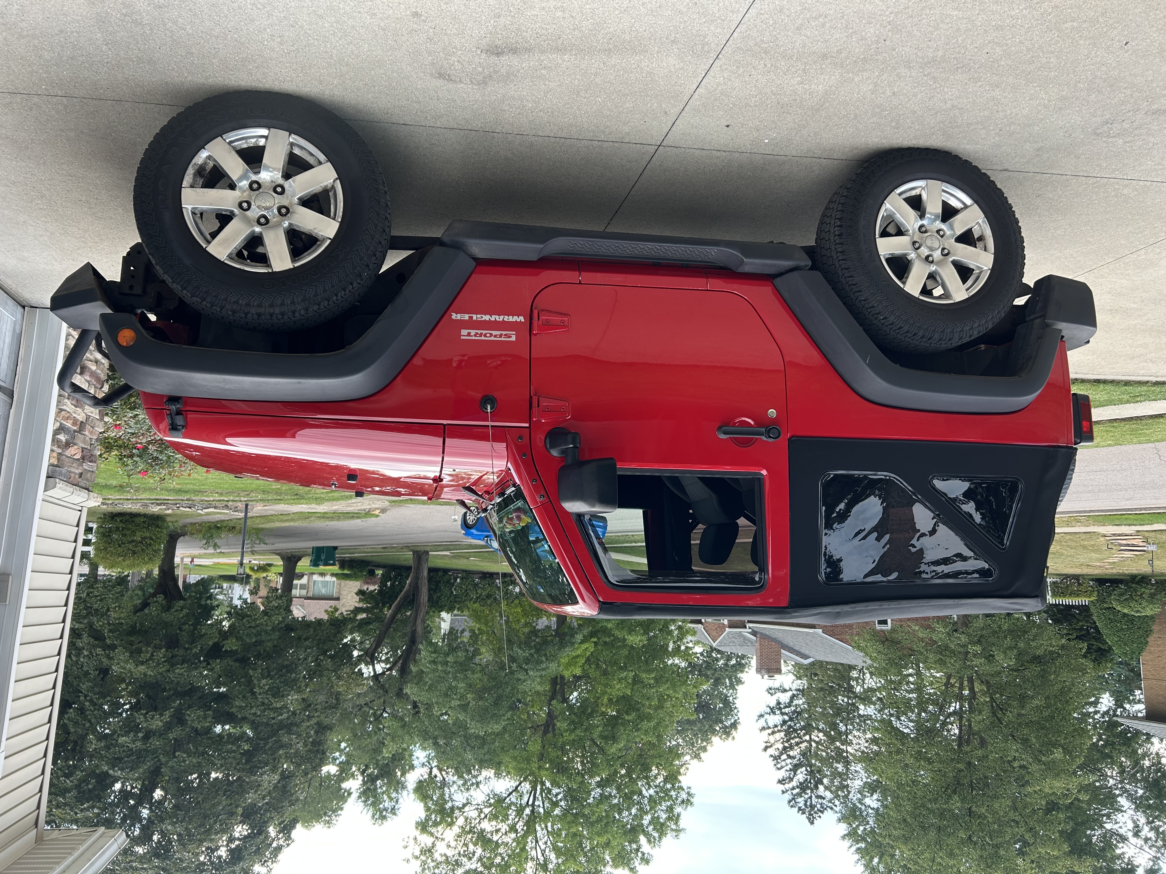Used 2011 Jeep Wrangler Sport AWD/4WD image 4