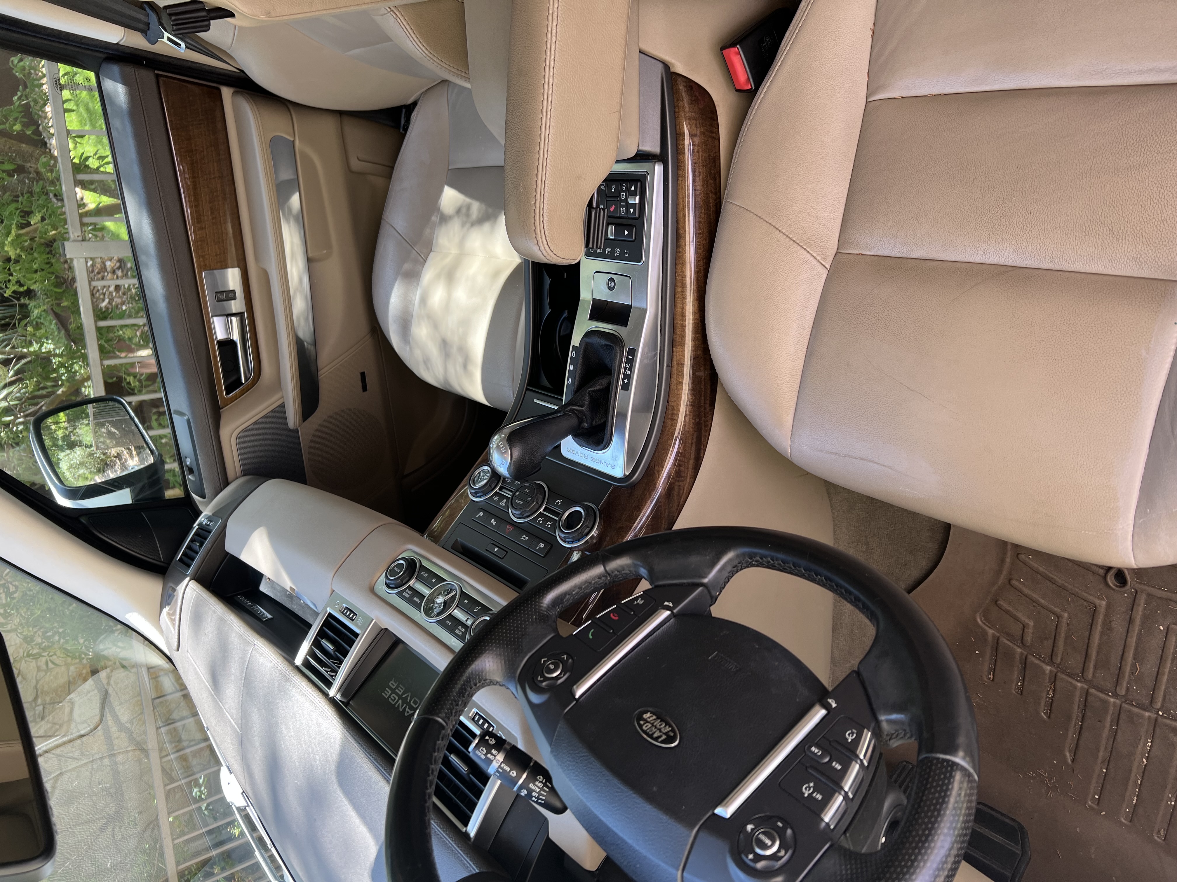 Used 2013 Land Rover Range Rover Sport HSE AWD/4WD image 8