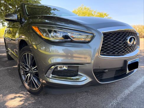 Used 2017 INFINITI QX60 Luxe w/ Deluxe Technology Package AWD/4WD image 5