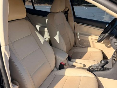 Used 2014 Volkswagen Jetta TDI FWD image 11