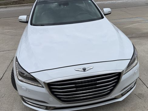 Used 2018 Genesis G80 3.8 w/ Option Group 02 image 1