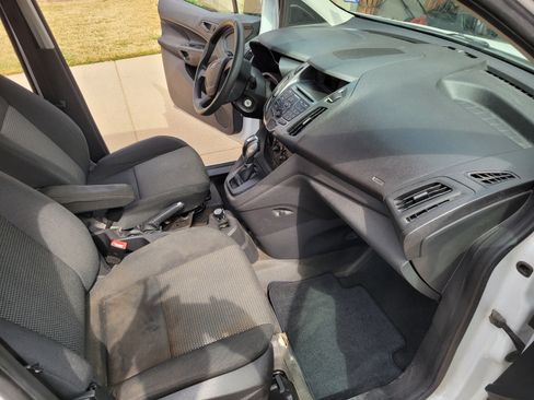 Used 2016 Ford Transit Connect XL image 10