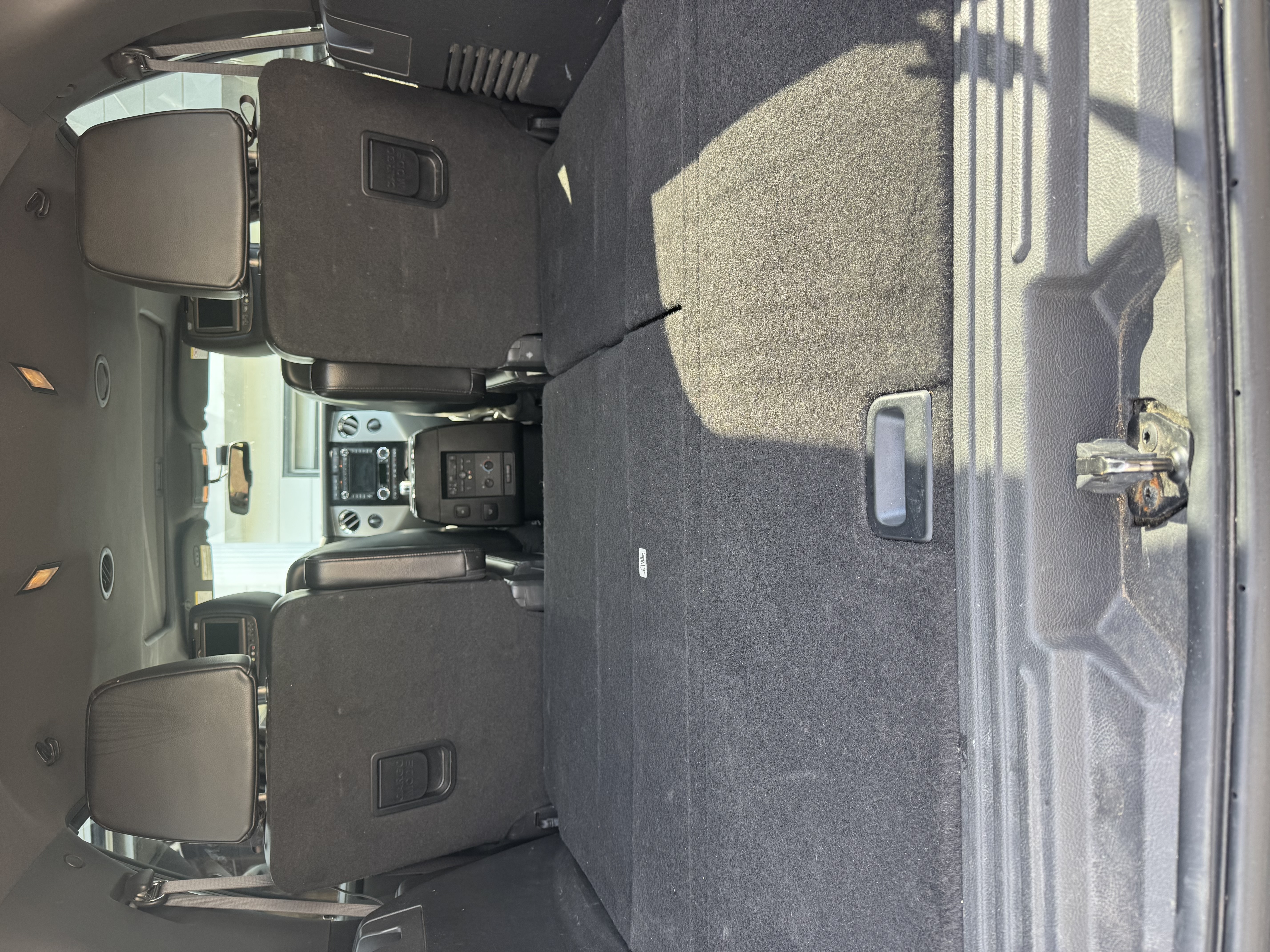 Used 2013 Ford Expedition Limited AWD/4WD image 12