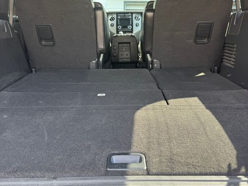 Used 2013 Ford Expedition Limited AWD/4WD image 12