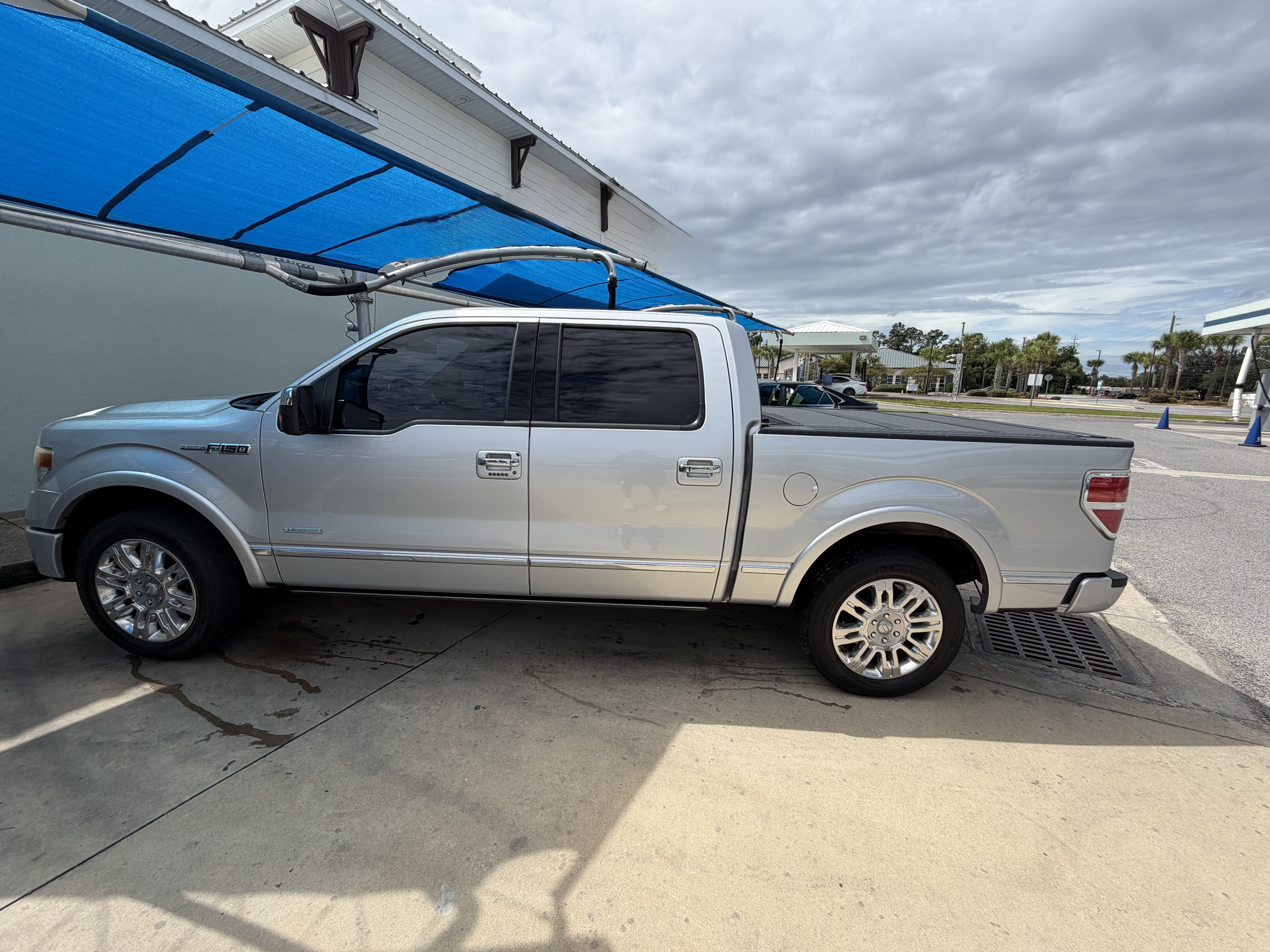 Used 2013 Ford F150 Platinum RWD image 1