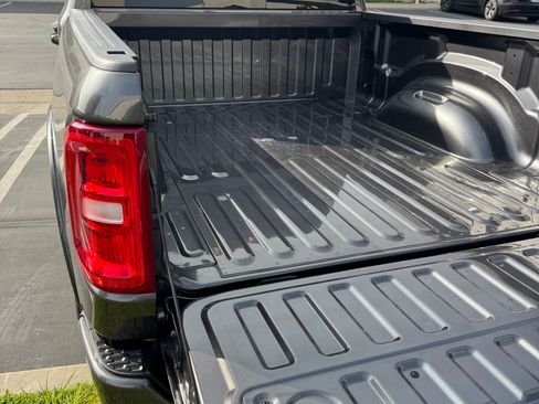 Used 2025 RAM 1500 Big Horn image 25