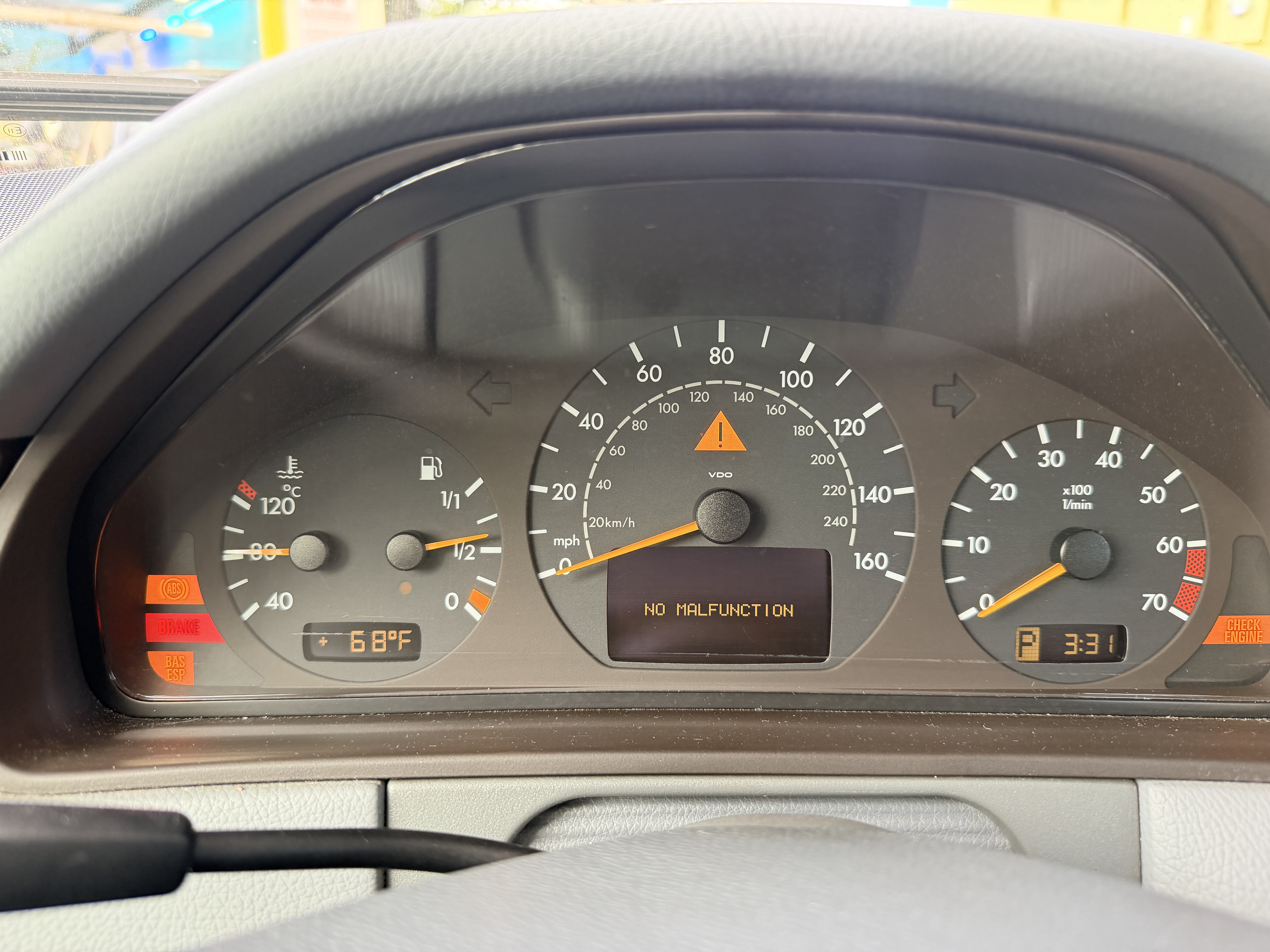 Used 2001 Mercedes-Benz E 430 4MATIC Sedan image 17