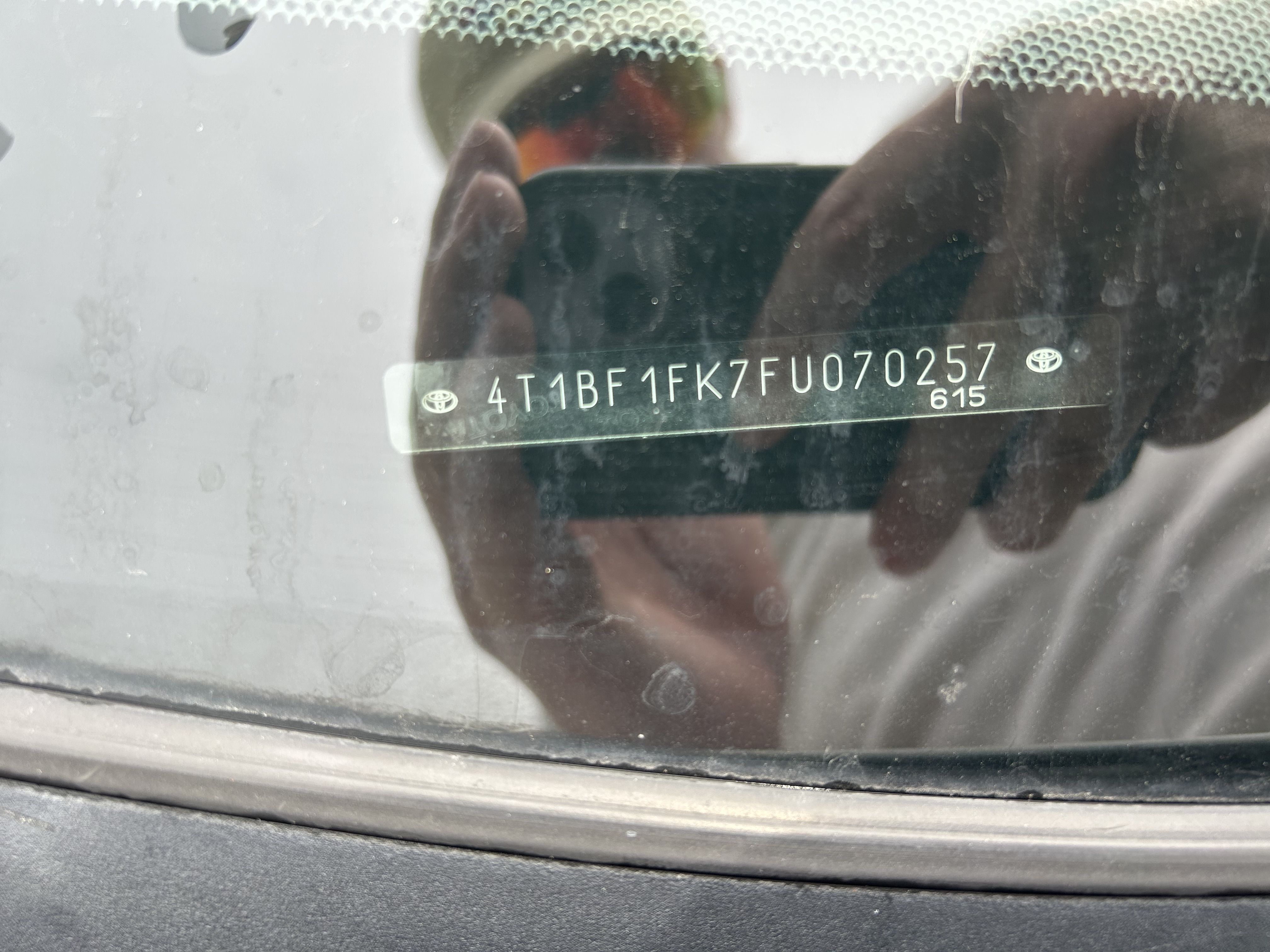 Used 2015 Toyota Camry SE FWD image 17