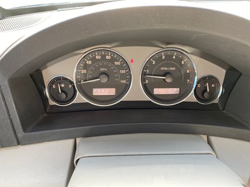 Used 2008 Jeep Grand Cherokee Limited w/ Trailer Tow Group IV image 6