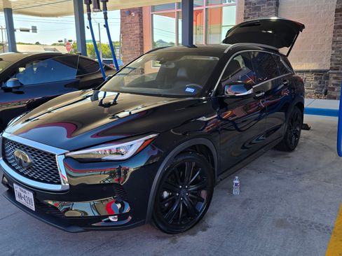 Used 2021 INFINITI QX50 Sensory FWD image 2