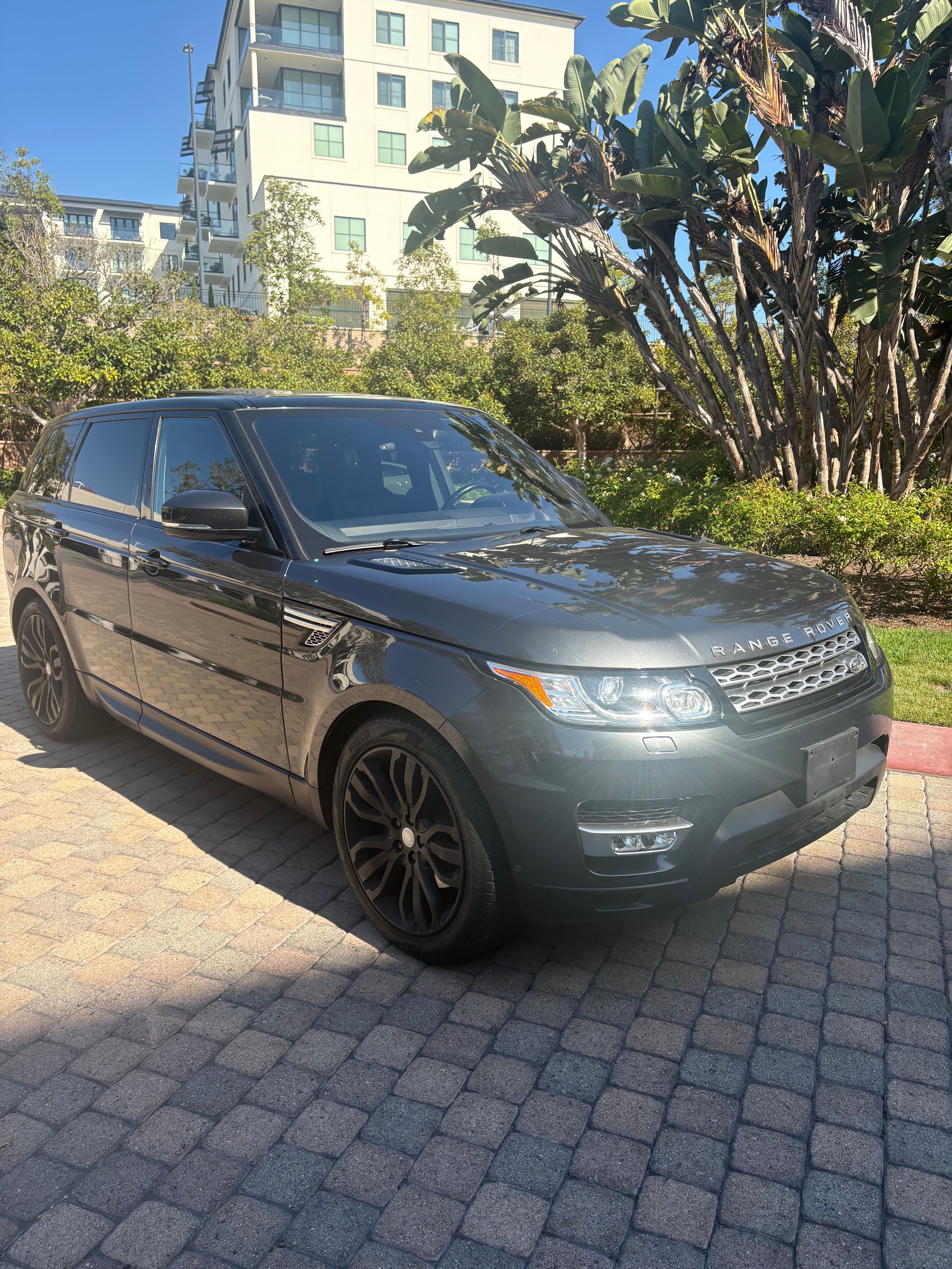 Used 2016 Land Rover Range Rover Sport HSE AWD/4WD image 14