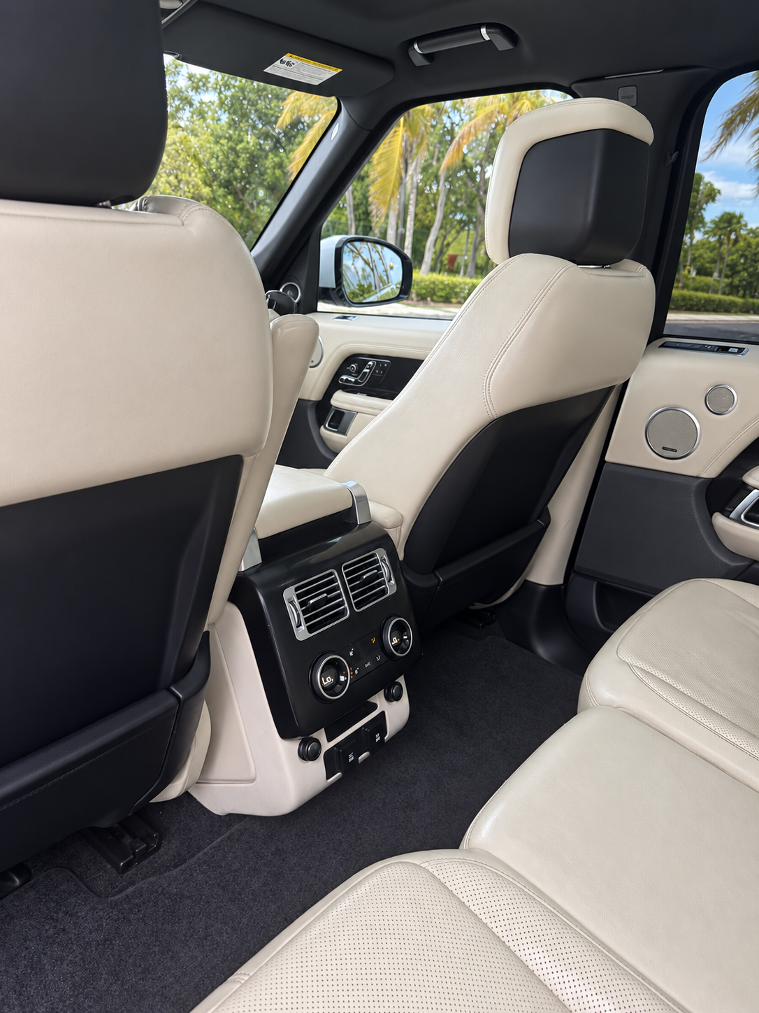 Used 2019 Land Rover Range Rover HSE AWD/4WD image 24