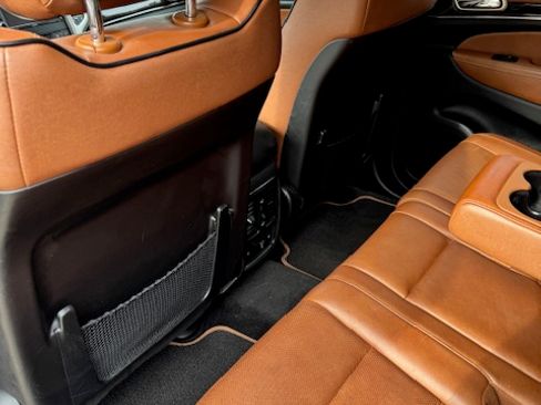 Used 2012 Jeep Grand Cherokee Overland Summit image 23