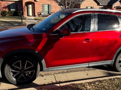 Used 2018 MAZDA CX-5 Touring w/ Preferred Equipment Package image 5