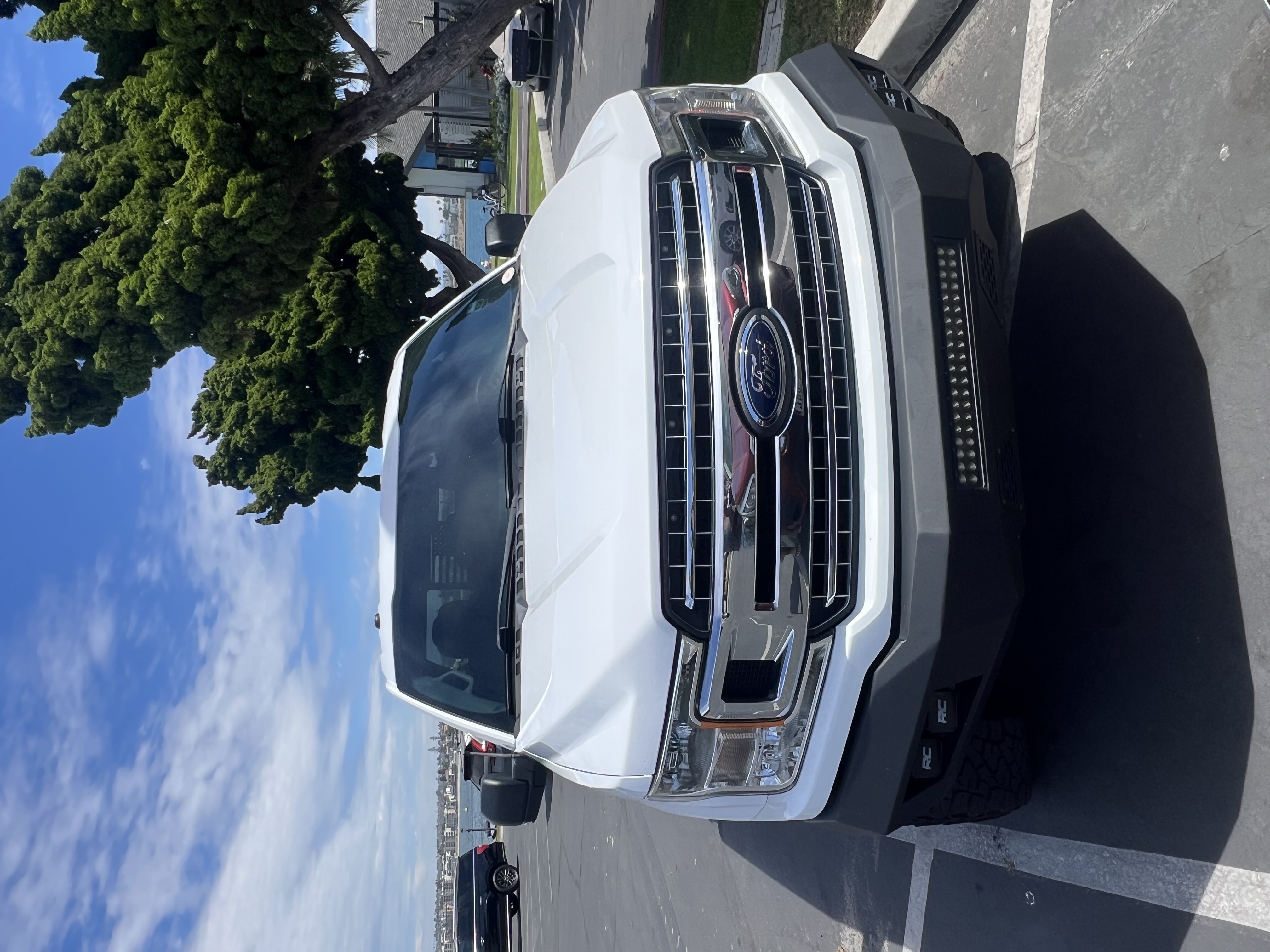 Used 2018 Ford F150 XLT w/ Equipment Group 302A Luxury AWD/4WD image 13