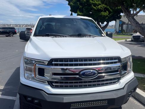 Used 2018 Ford F150 XLT w/ Equipment Group 302A Luxury AWD/4WD image 13