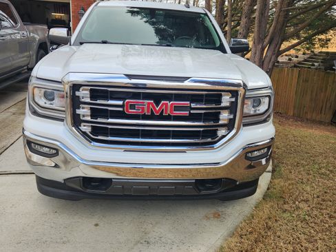 Used 2018 GMC Sierra 1500 SLT w/ SLT Premium Package image 1