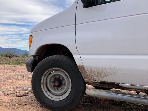 Used 2007 Ford E-250 and Econoline 250 image 12