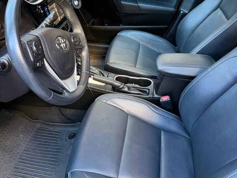 Used 2019 Toyota Corolla XLE w/ Protection Package FWD image 12