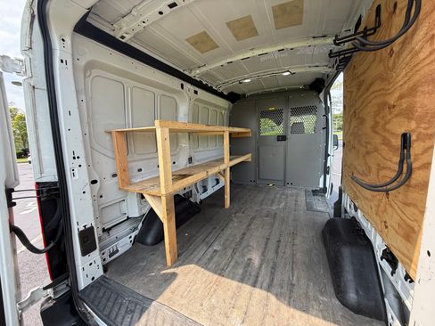 Used 2019 Ford Transit 150 130 Medium Roof RWD image 14