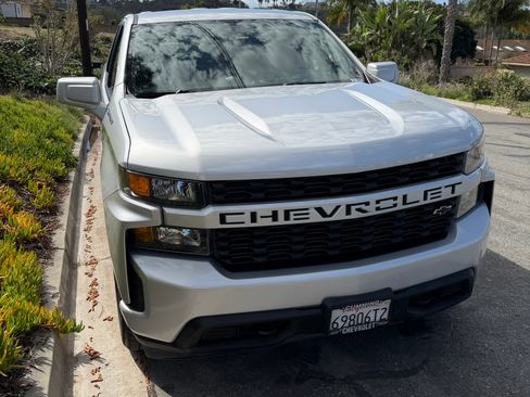 Used 2019 Chevrolet Silverado 1500 Custom image 5